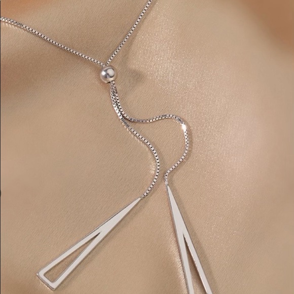 ✨Triangular Pull Necklace ✨ - Picture 4 of 7